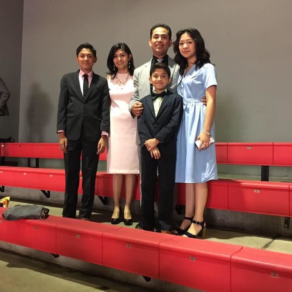 Meet your Posher, Arnulfo - Picture 1 of 1